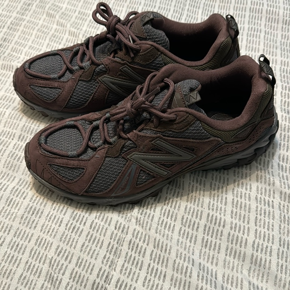 610 New balance shoes